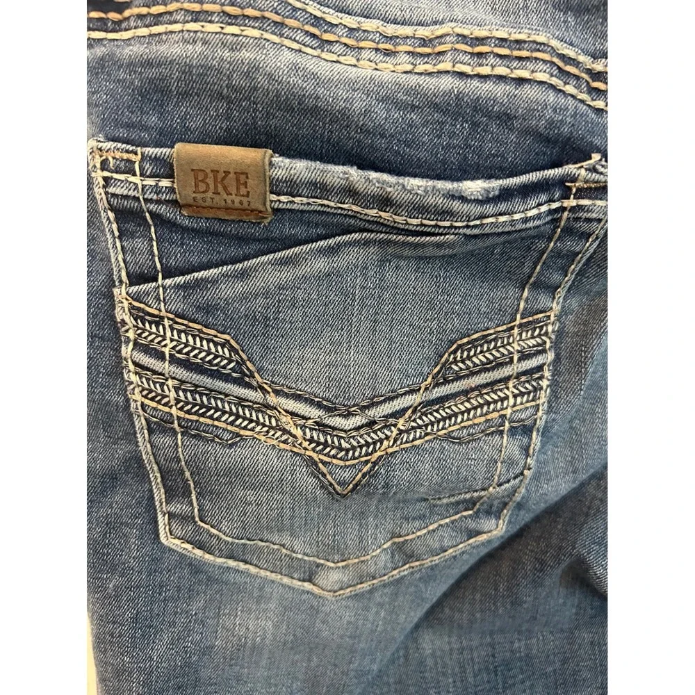 BKE Jake Straight Jeans Blue Medium Wash Stretch Denim Mens 28x32 Casual Pants